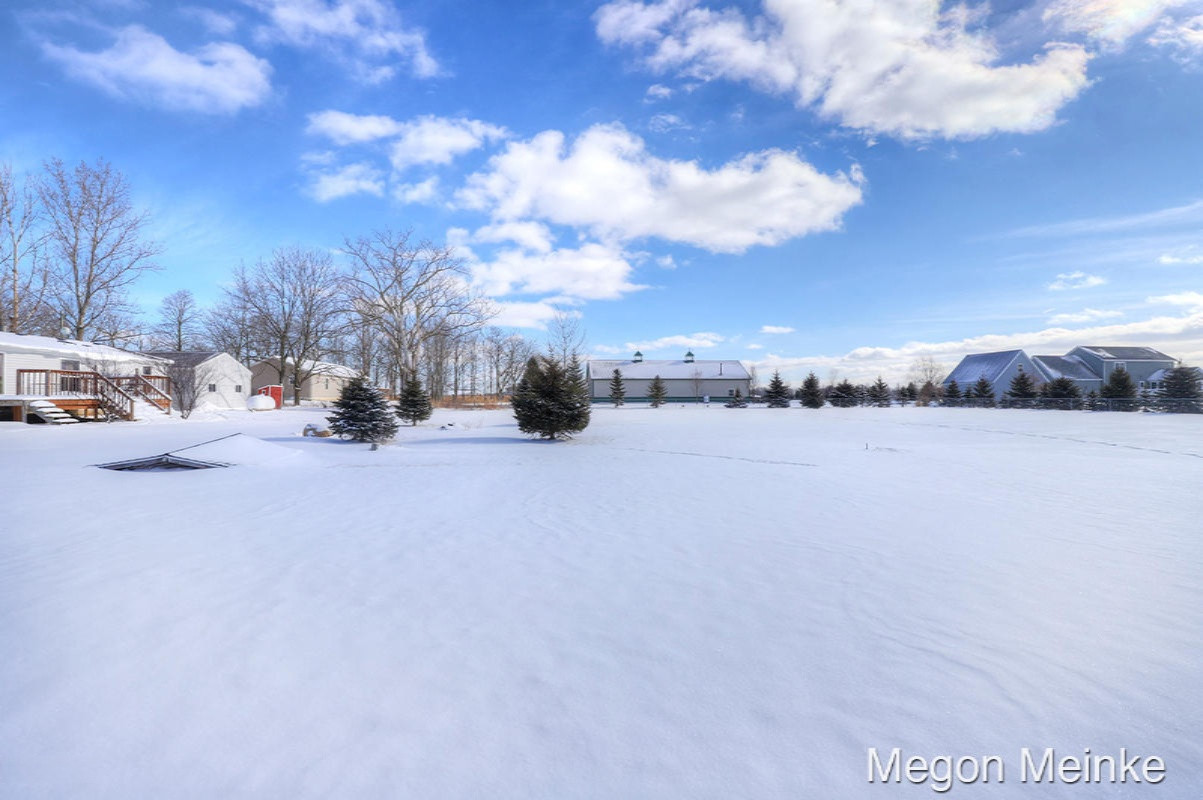 5183 Wooldridge Road Belding, MI 48809 - Photo 26 of 28 IMG_5209