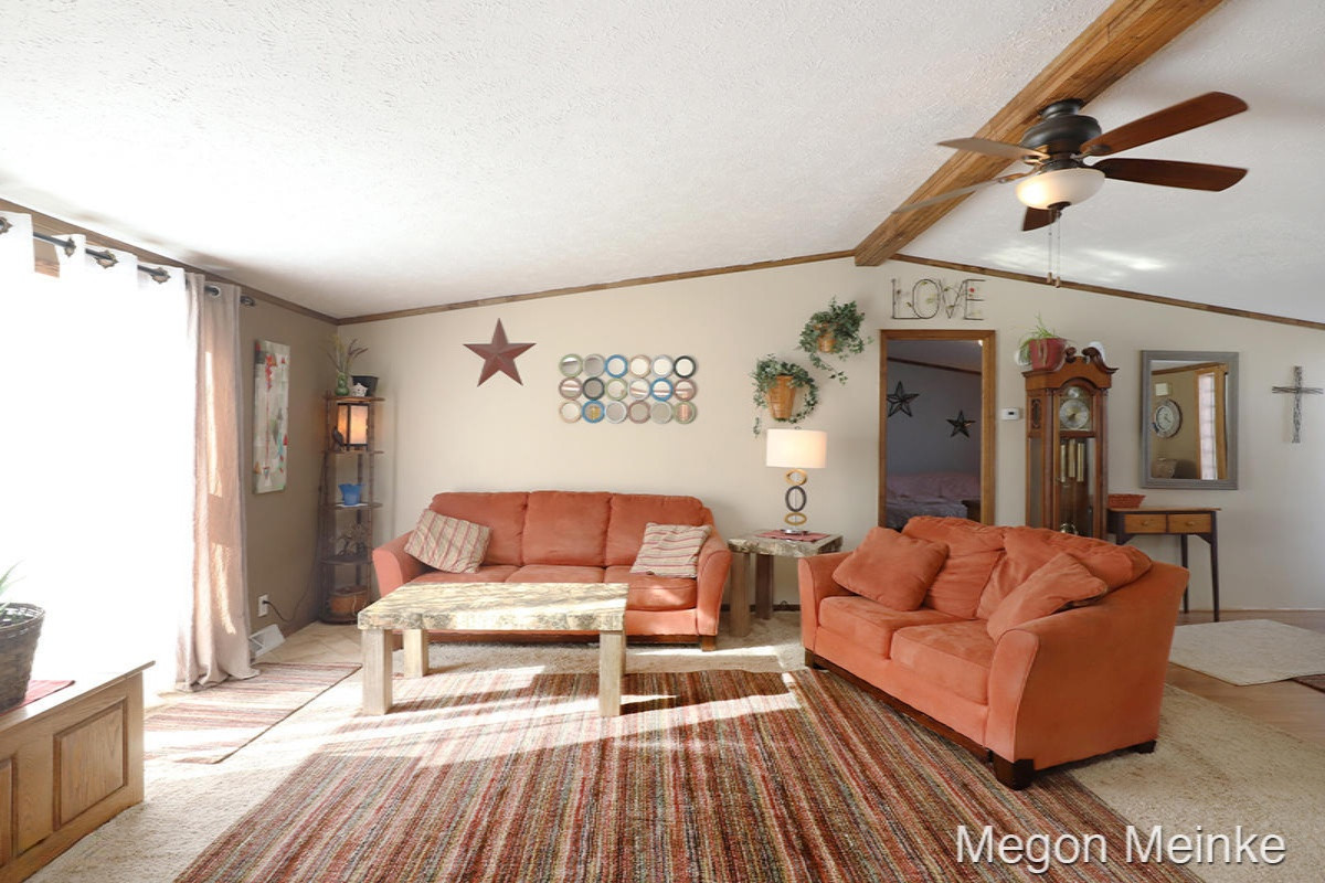 5183 Wooldridge Road Belding, MI 48809 - Photo 7 of 28 IMG_5189