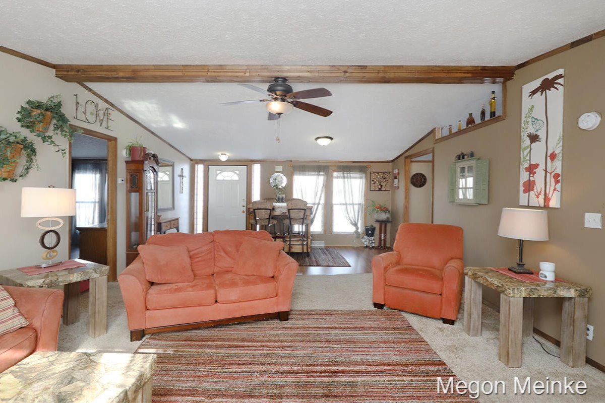 5183 Wooldridge Road Belding, MI 48809 - Photo 8 of 28 IMG_5190