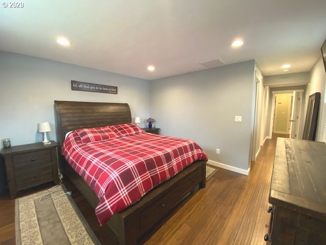 2448 20th Street Springfield, OR 97477 - Photo 12 of 30