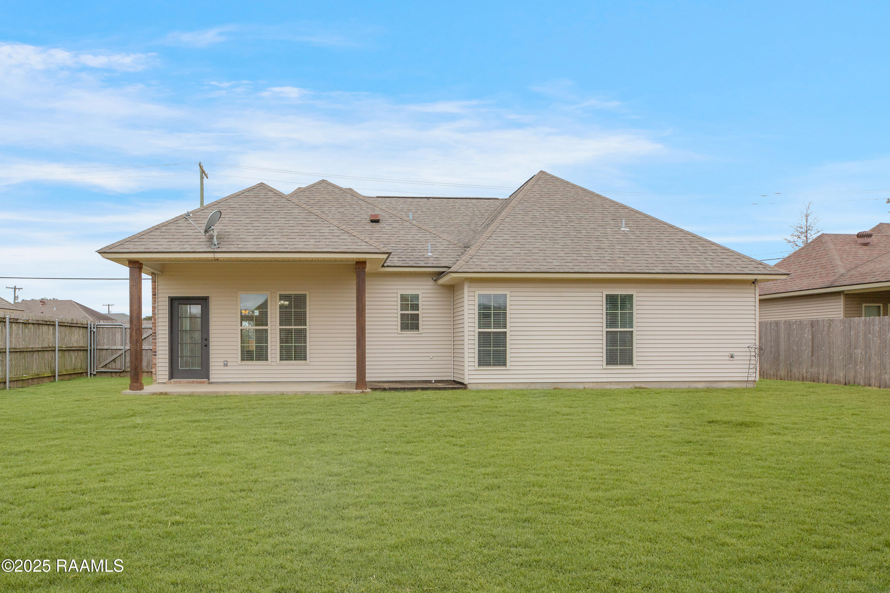 1900 Daspit Road New Iberia, LA 70563 - Photo 25 of 25 1900 Daspit -21