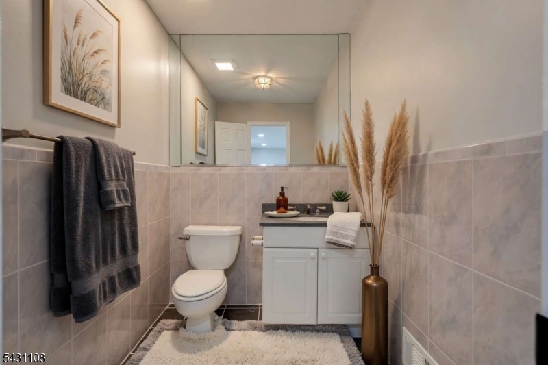 66 Dayton Road Jamesburg, NJ 08831 - Photo 20 of 31