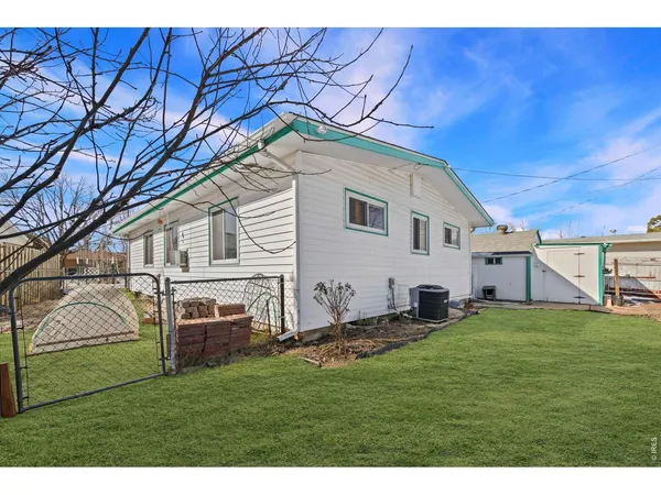 a house view with a garden space