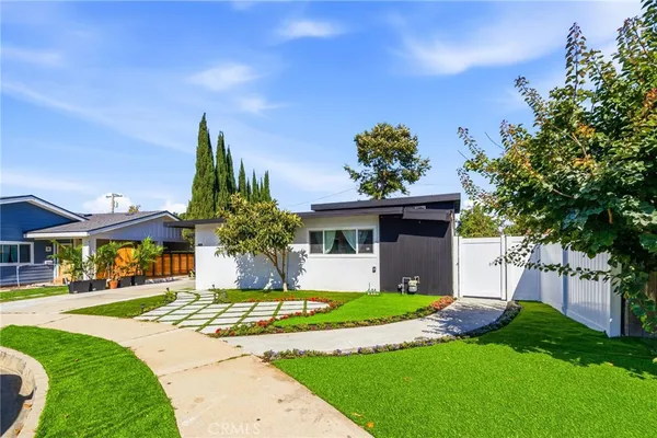 $1,699,000 | 24812 Pitcairn Way, Torrance, CA 90505