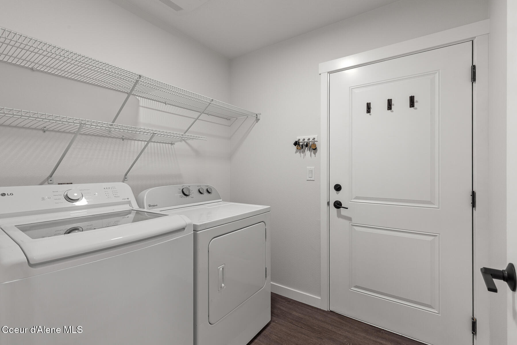 6510 North Atlas Road, Unit 102 Coeur D'Alene, ID 83815 - Photo 19 of 33 Laundry Room