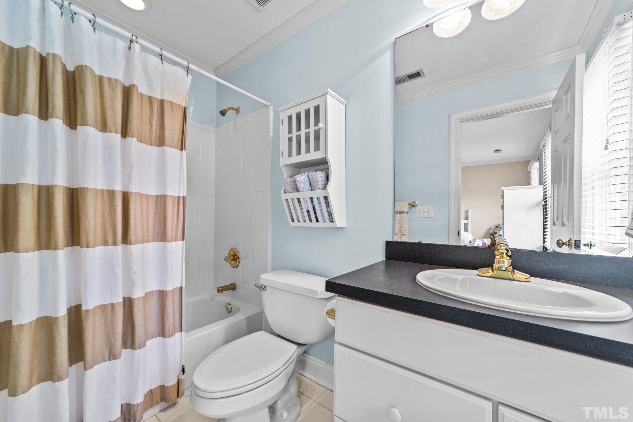 1825 Saluda Court Raleigh, NC 27608 - Photo 23 of 31
