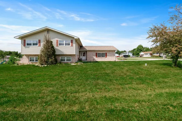 $449,900 | 361 Sandwood Court, Valparaiso, IN 46383