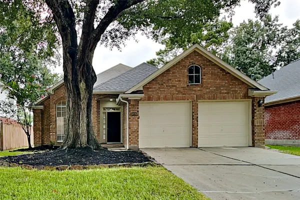 $1,975 | 5026 Maple Brook Lane, Houston, TX 77345