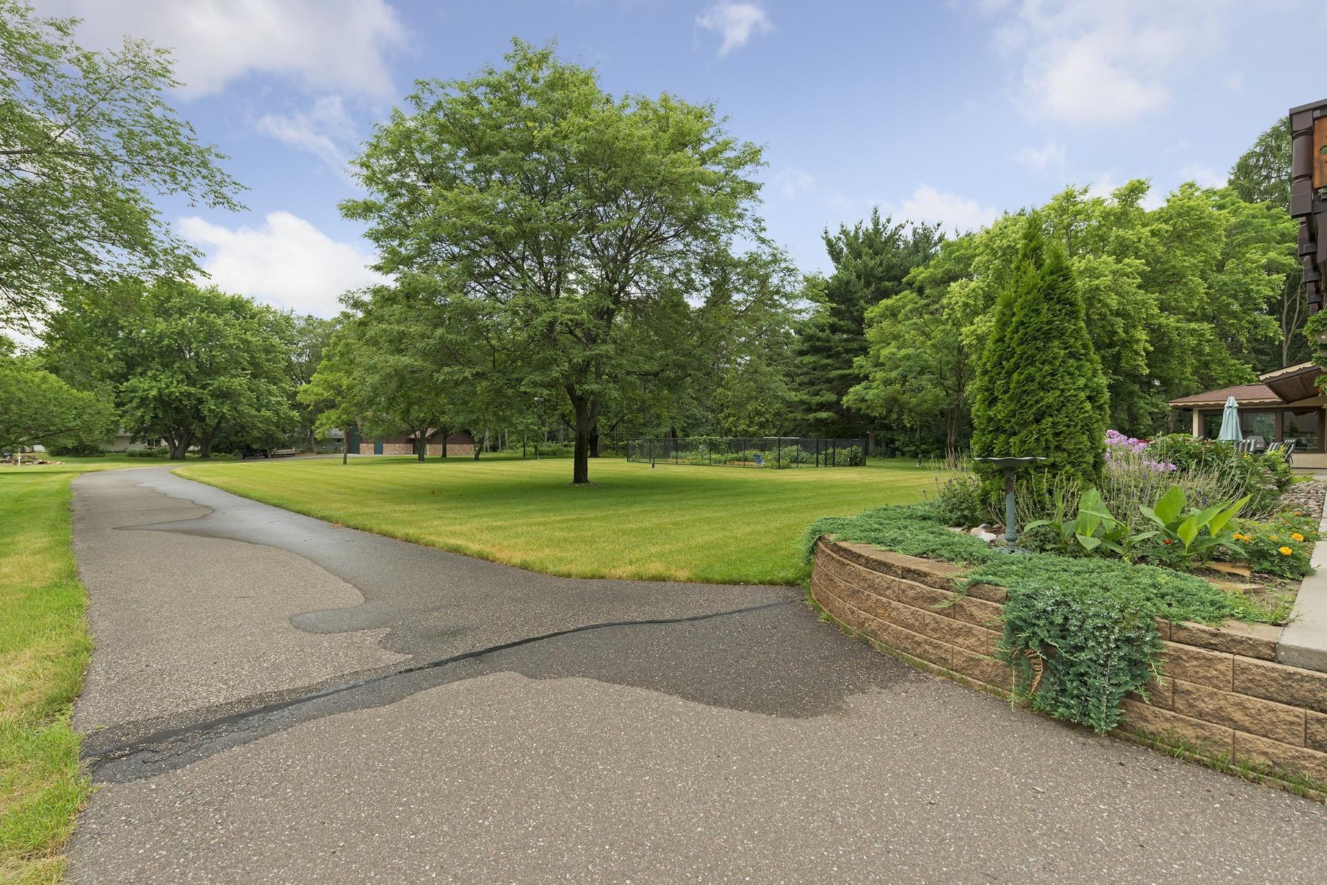 4151 Rice Street Shoreview, MN 55126 - Photo 5 of 89