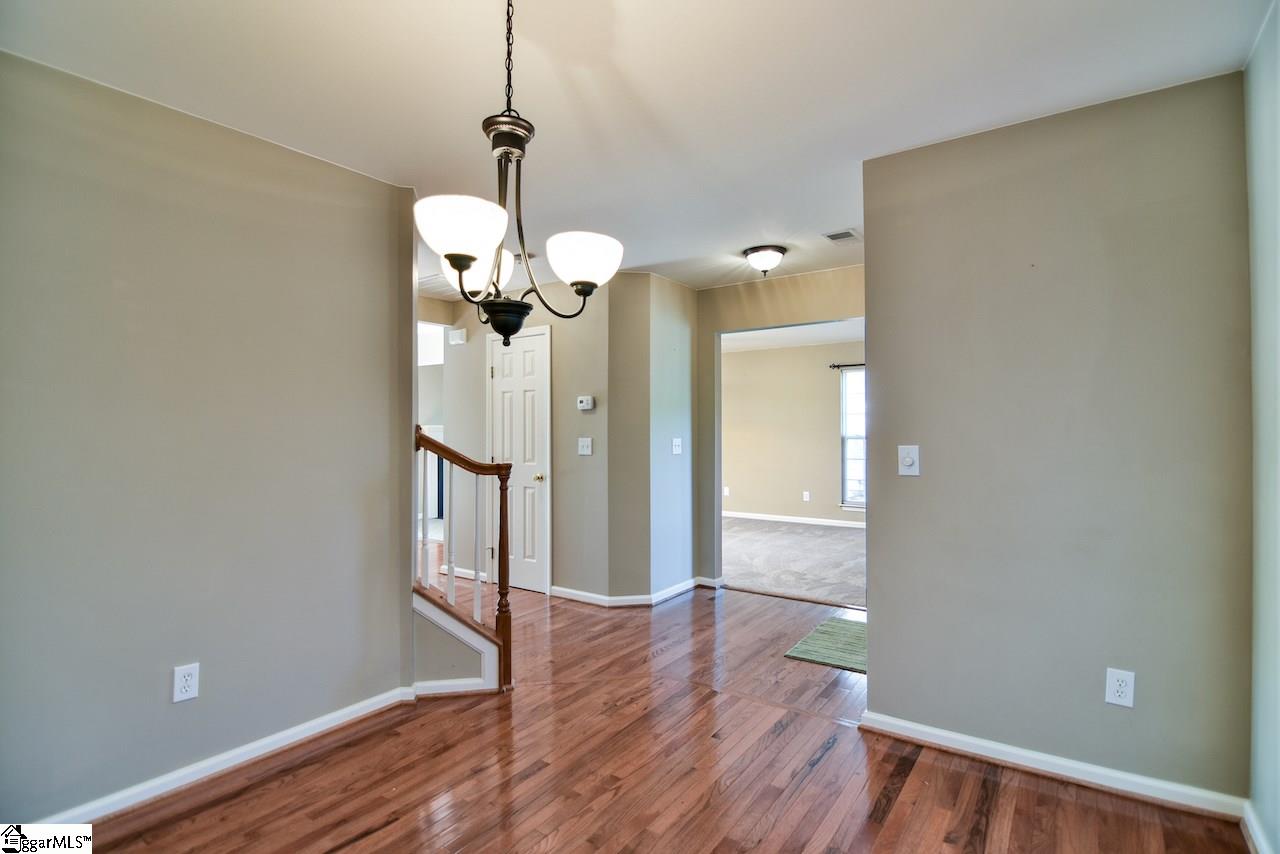 704 Sugar Maple Court Fountain Inn, SC 29644 - Photo 8 of 35 Gallery Image 8