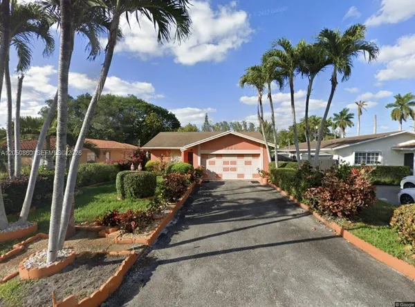 $5,000 | 6225 Southwest 59th Street, South Miami, FL 33143