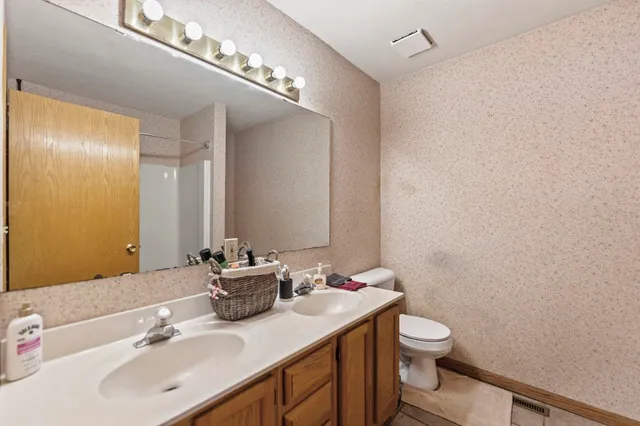 $199,900 | 116 Liverpool Drive Southeast, Poplar Grove, IL 61065