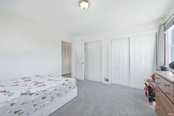 $350,000 | 2665 East 500 South, Hamilton, IN 46742