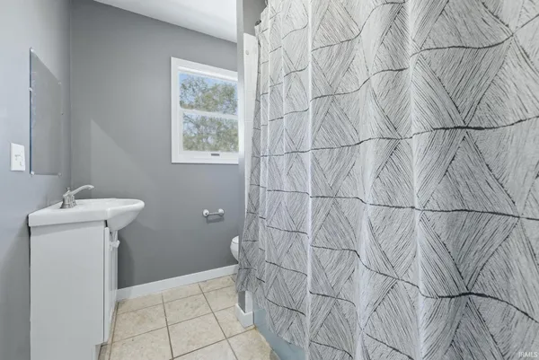 $350,000 | 2665 East 500 South, Hamilton, IN 46742