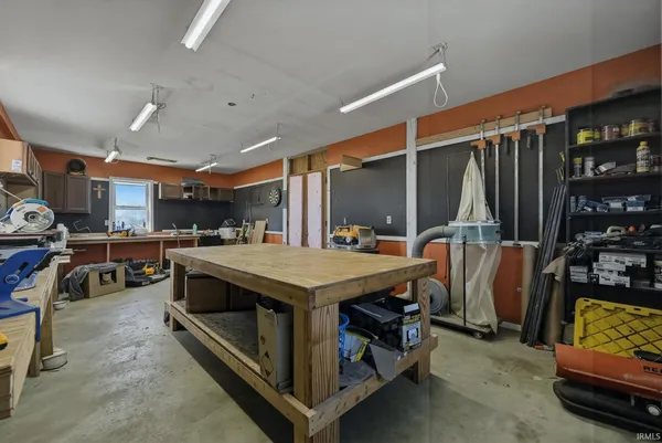 $350,000 | 2665 East 500 South, Hamilton, IN 46742