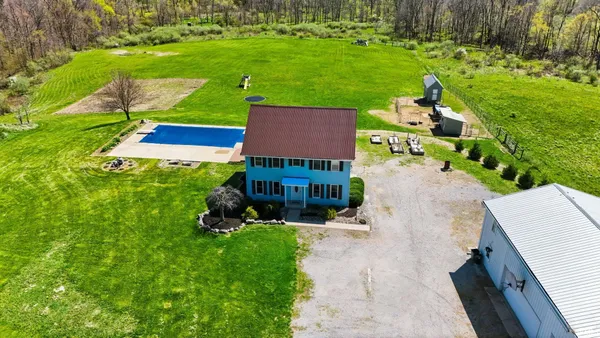 $350,000 | 2665 East 500 South, Hamilton, IN 46742