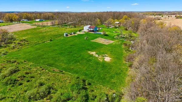 $350,000 | 2665 East 500 South, Hamilton, IN 46742