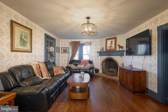 $1,400,000 | 845 Waterway Road, Oxford, PA 19363