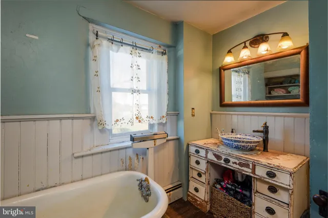 $1,400,000 | 845 Waterway Road, Oxford, PA 19363