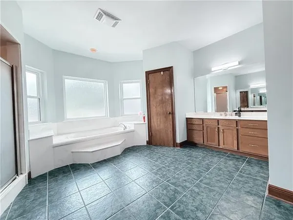 $475,000 | 2335 Jean Lafitte Boulevard, Jean Lafitte, LA 70067