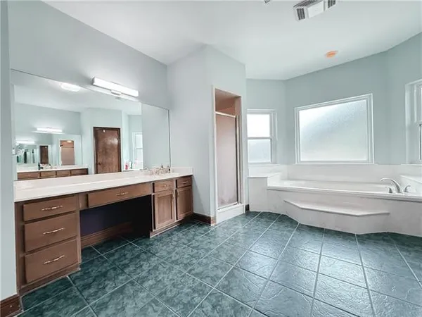 $475,000 | 2335 Jean Lafitte Boulevard, Jean Lafitte, LA 70067