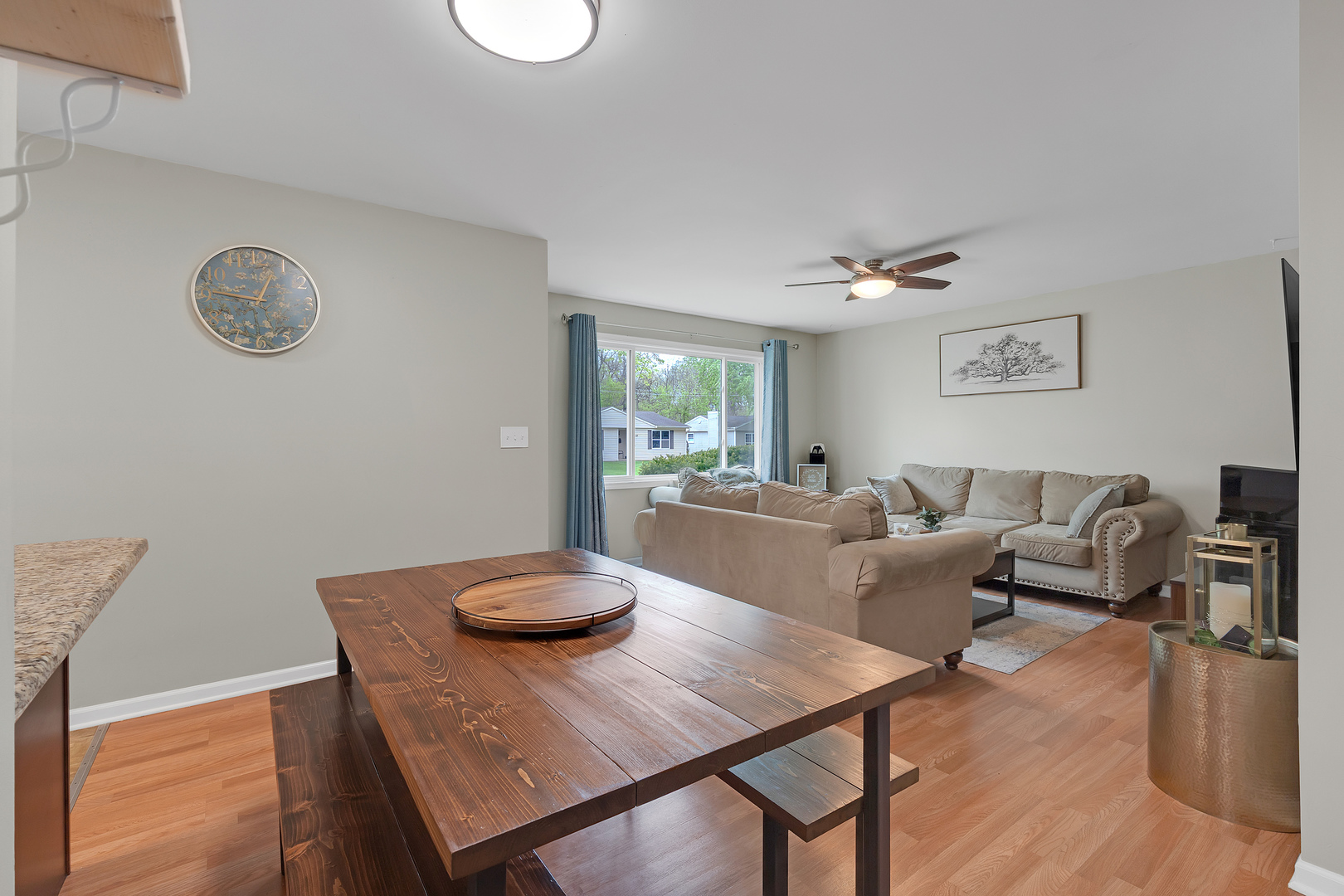 52 Sparrow Road Carpentersville, IL 60110 - Photo 15 of 24