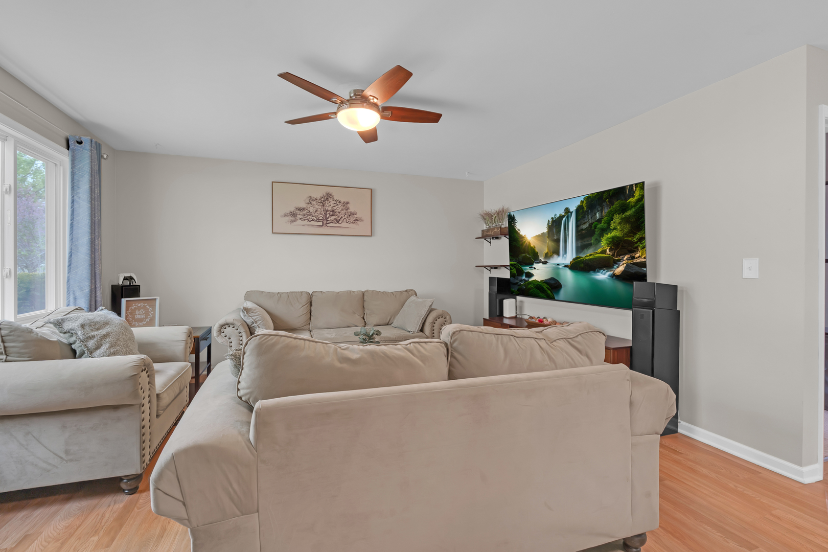 52 Sparrow Road Carpentersville, IL 60110 - Photo 6 of 24