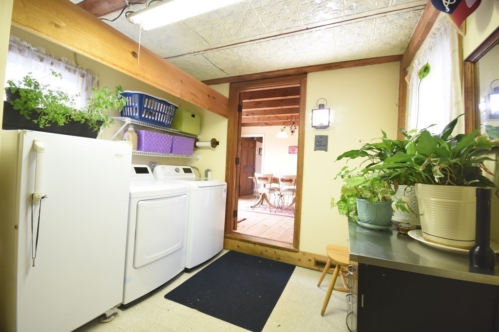 262 Lions Mouth Road Amesbury, MA 01913 - Photo 21 of 41