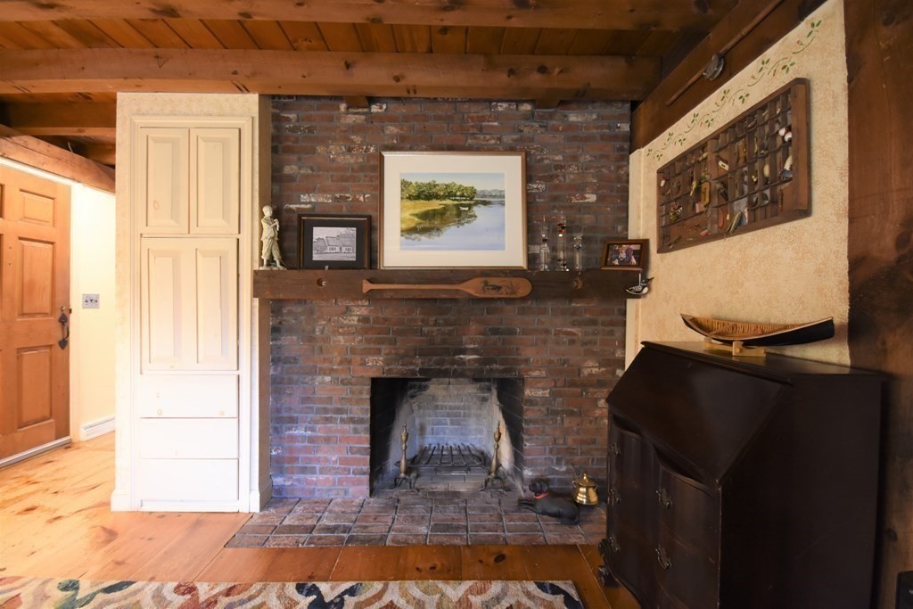 262 Lions Mouth Road Amesbury, MA 01913 - Photo 9 of 41