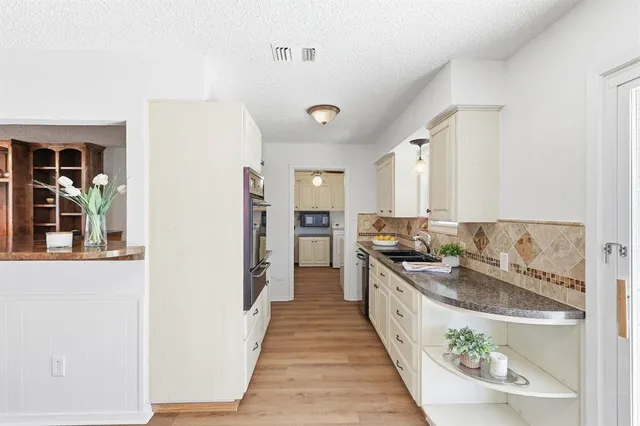 $2,150 | 808 Bridle Avenue, White Settlement, TX 76108