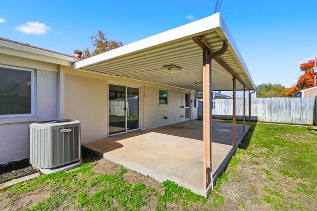 $2,150 | 808 Bridle Avenue, White Settlement, TX 76108