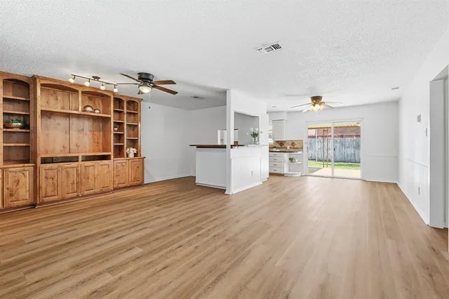 $2,150 | 808 Bridle Avenue, White Settlement, TX 76108