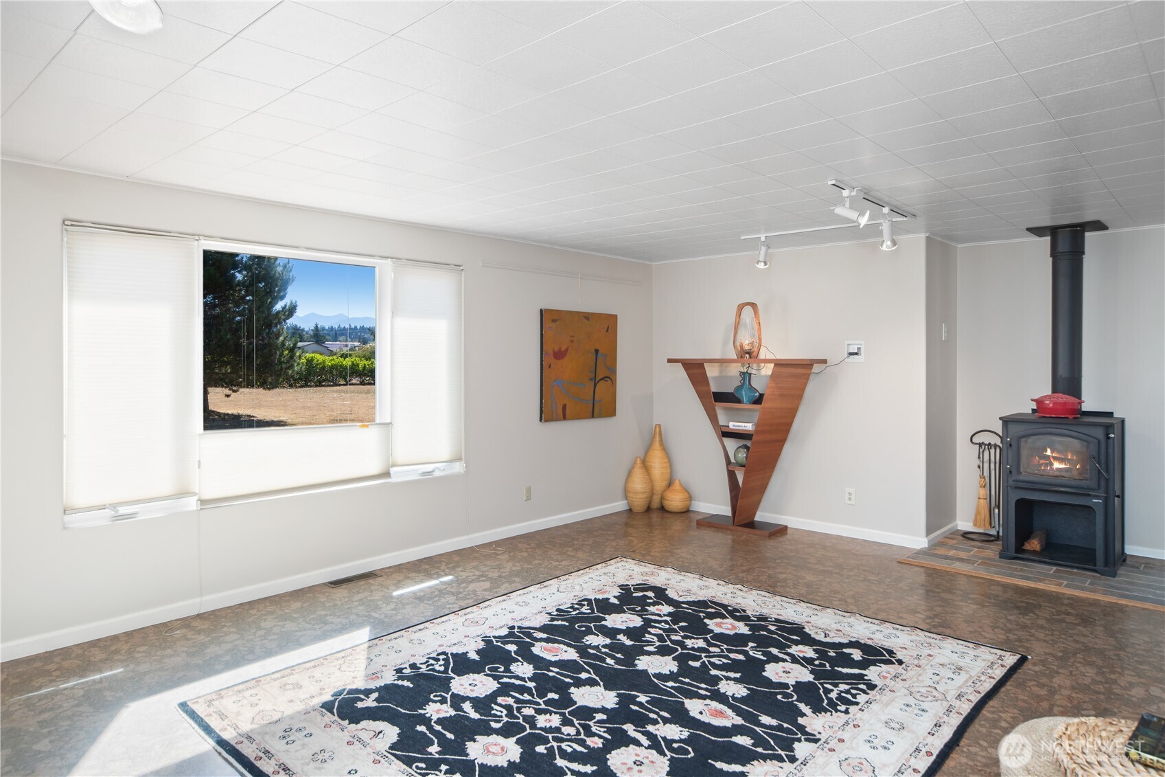 245 Gupster Road Sequim, WA 98382 - Photo 5 of 40 a view of a hallway with furniture and a window