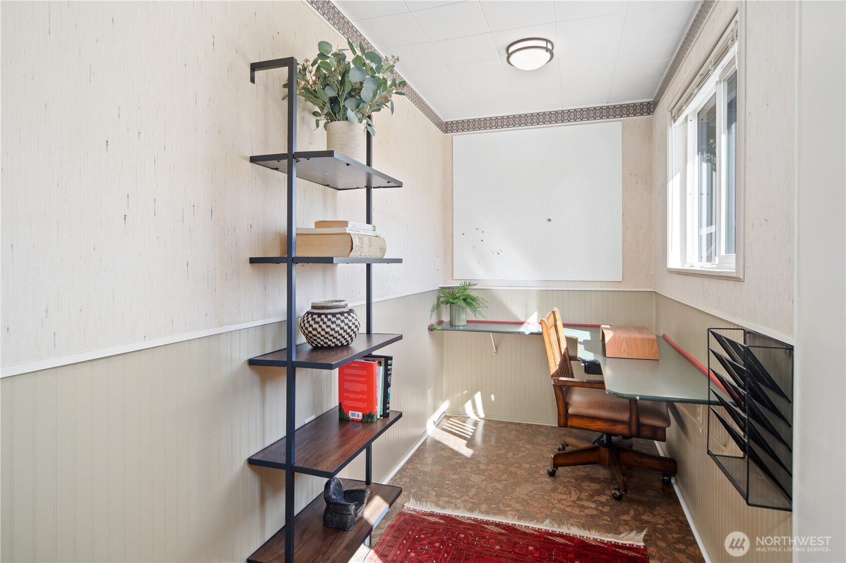 245 Gupster Road Sequim, WA 98382 - Photo 9 of 40 a workspace with furniture and window