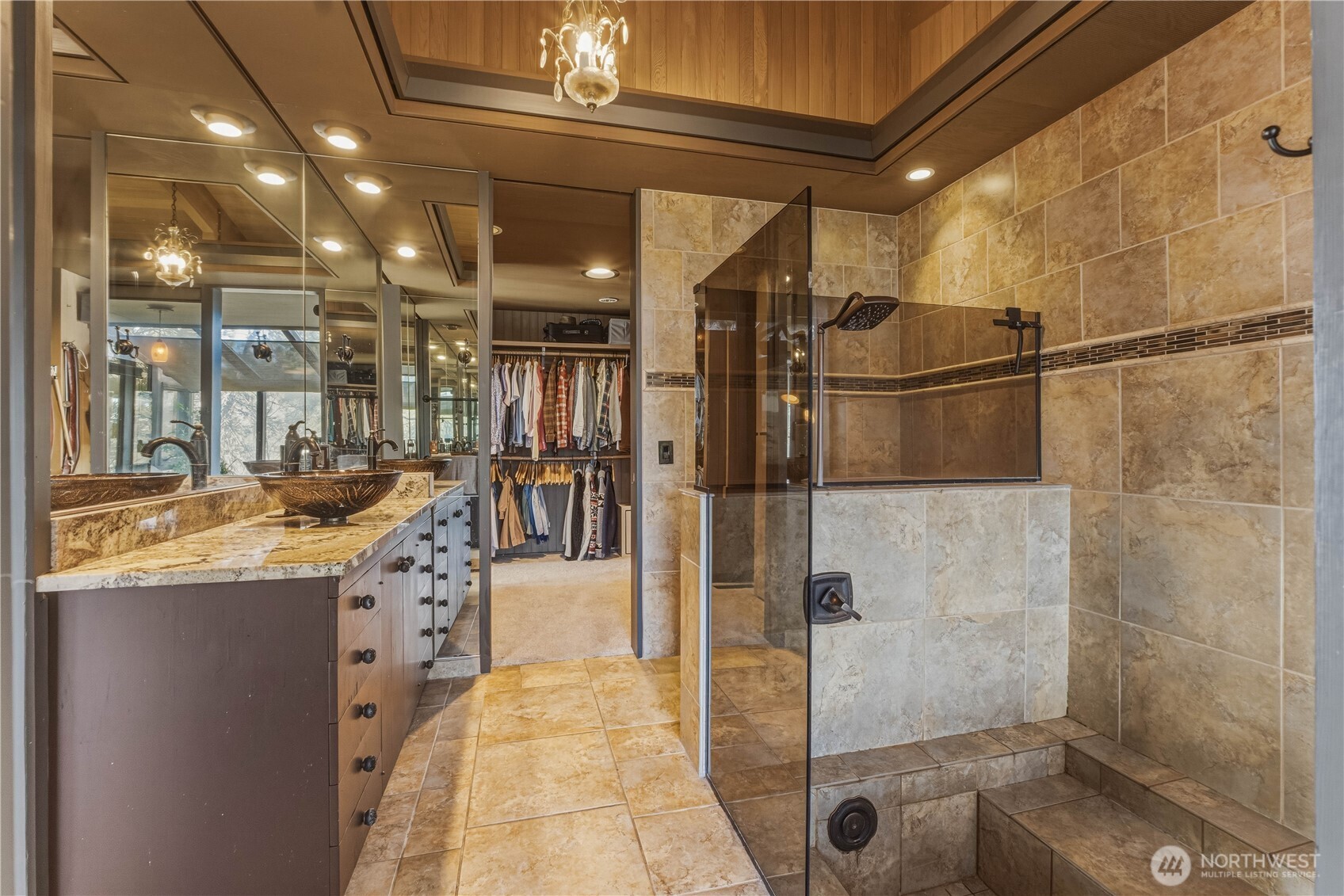 218 Sunnyslope Heights Road Wenatchee, WA 98801 - Photo 19 of 38