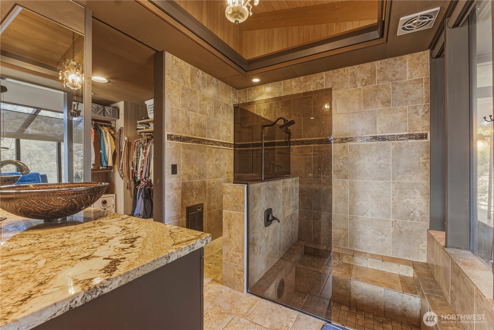 218 Sunnyslope Heights Road Wenatchee, WA 98801 - Photo 20 of 38