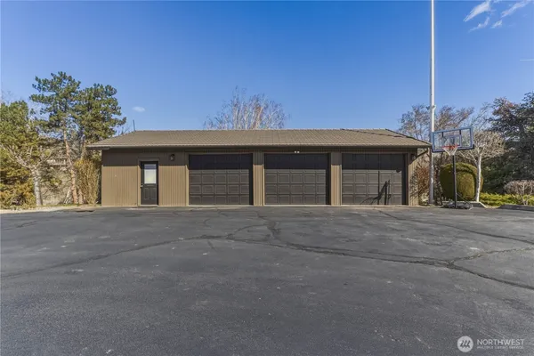 $2,149,000 | 218 Sunnyslope Heights Road, Wenatchee, WA 98801