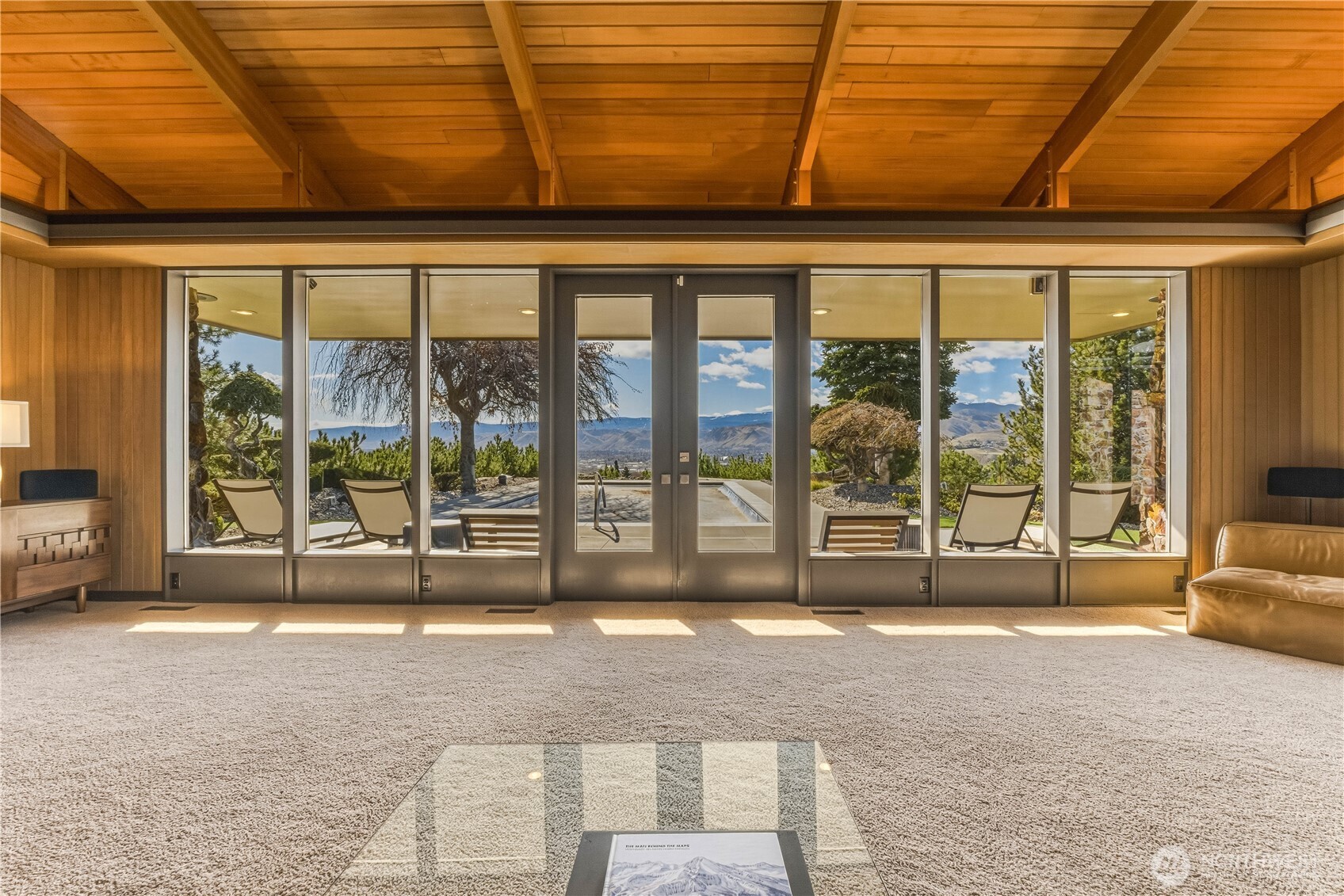 218 Sunnyslope Heights Road Wenatchee, WA 98801 - Photo 8 of 38