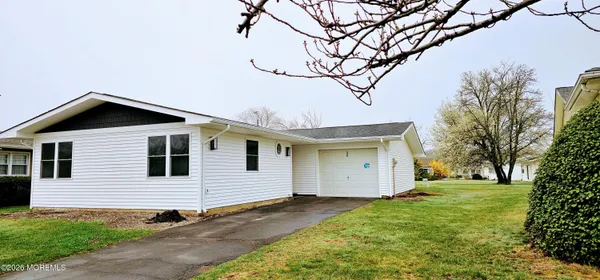 $469,900 | 56 Darley Circle, Brick, NJ 08724