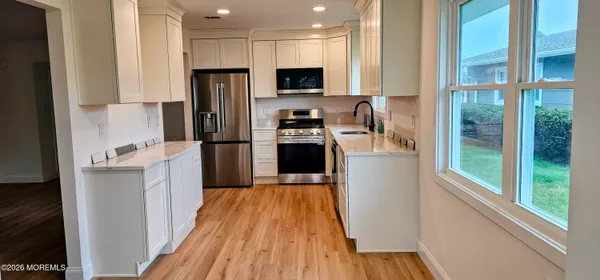 $469,900 | 56 Darley Circle, Brick, NJ 08724