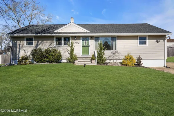 $3,200 | 702 West Lawn Drive, Neptune Township, NJ 07753