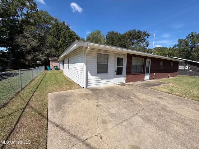 $129,000 | 3021 Doby Street, Pascagoula, MS 39581
