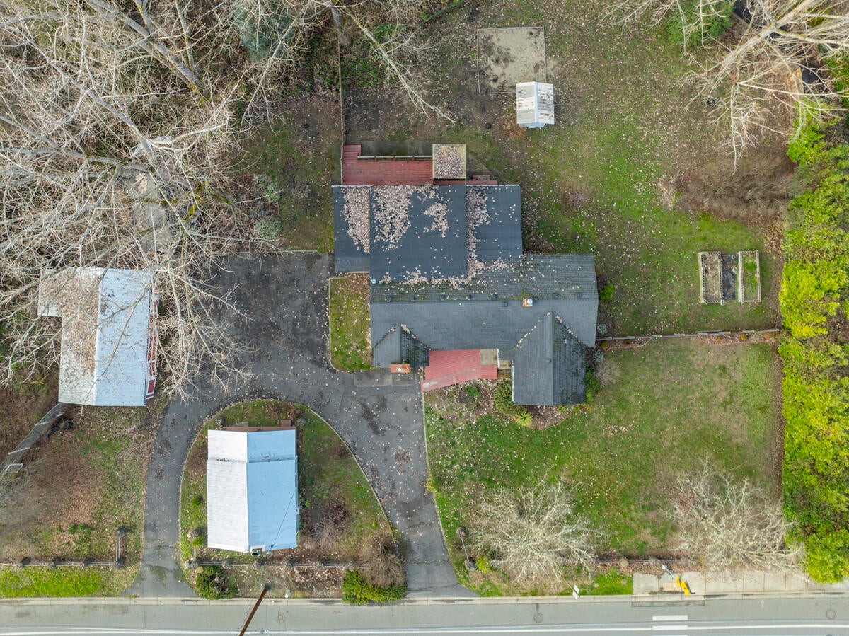 2628 New Hope Road Grants Pass, OR 97527 - Photo 49 of 57 47