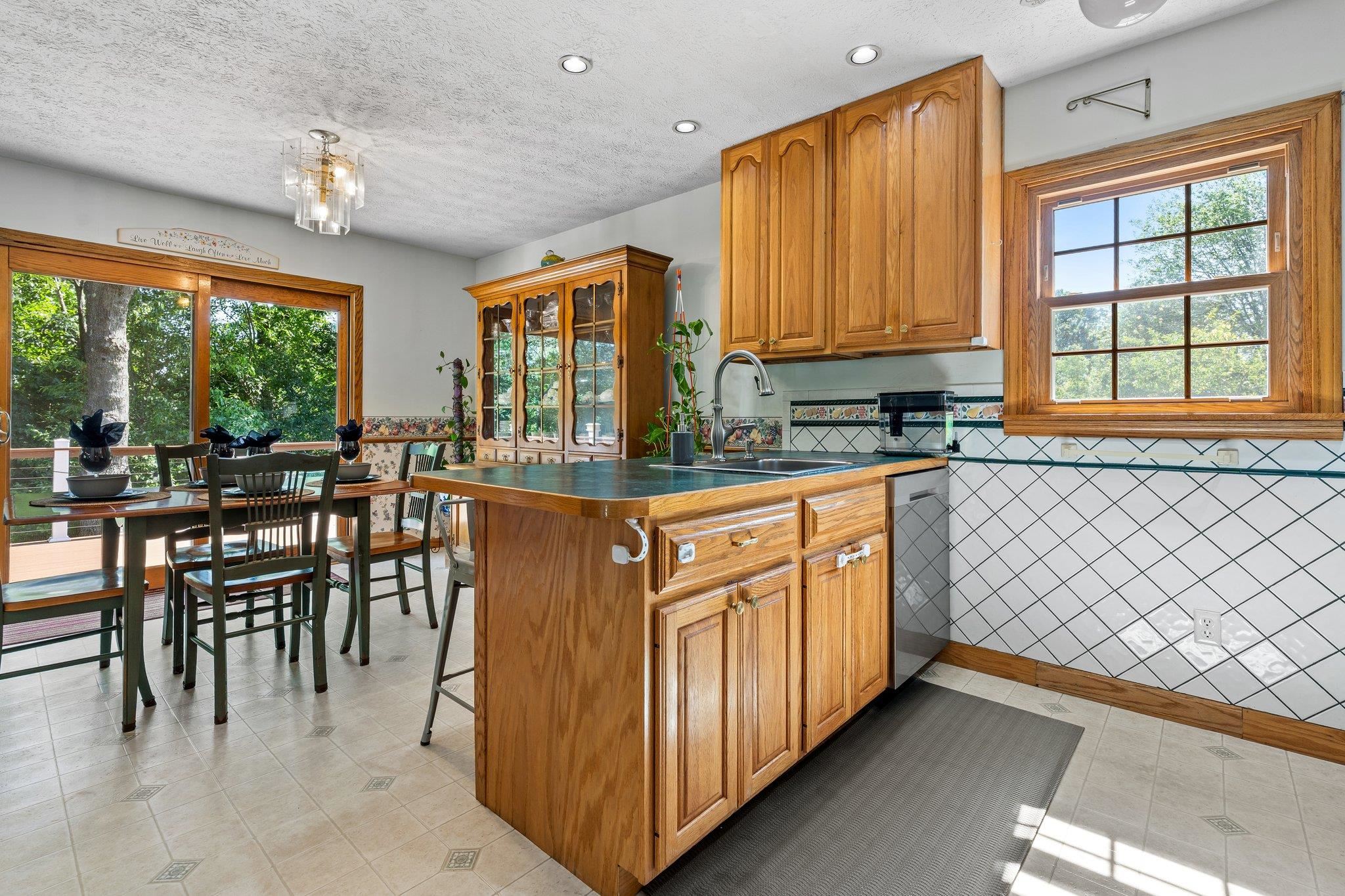 14 Johns Drive Hooksett, NH 03106 - Photo 11 of 51