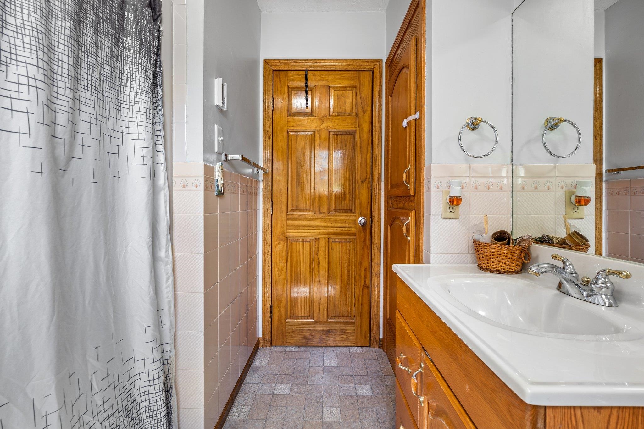 14 Johns Drive Hooksett, NH 03106 - Photo 22 of 51