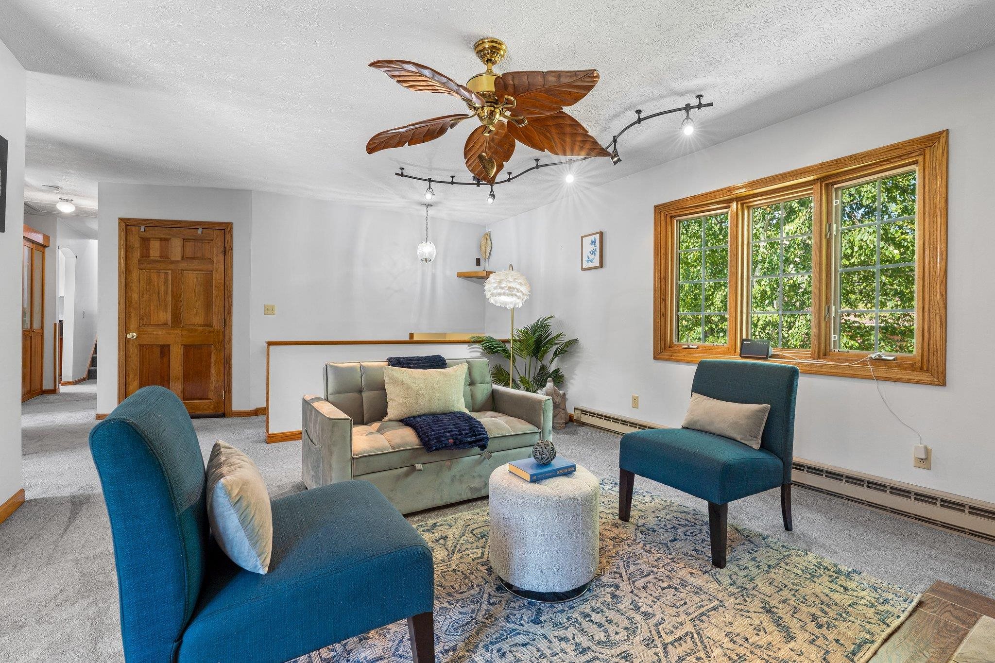 14 Johns Drive Hooksett, NH 03106 - Photo 4 of 51