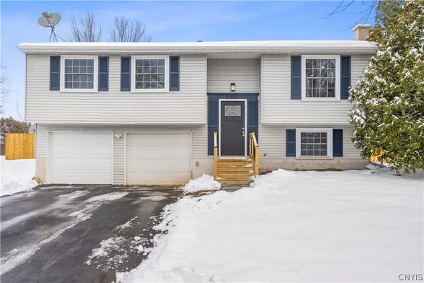 $285,000 | 5006 Dahlia Circle, Clay, NY 13088