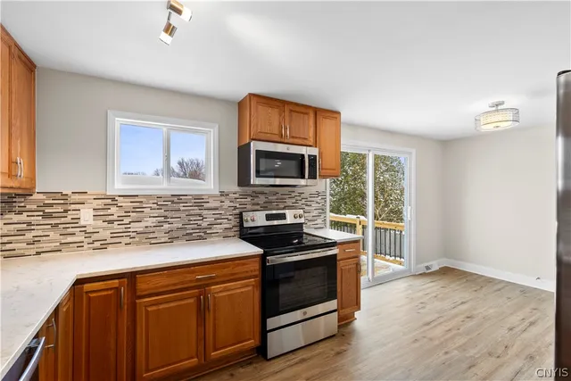 $269,900 | 5006 Dahlia Circle, Clay, NY 13088