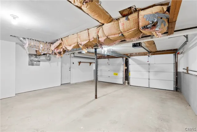 $269,900 | 5006 Dahlia Circle, Clay, NY 13088