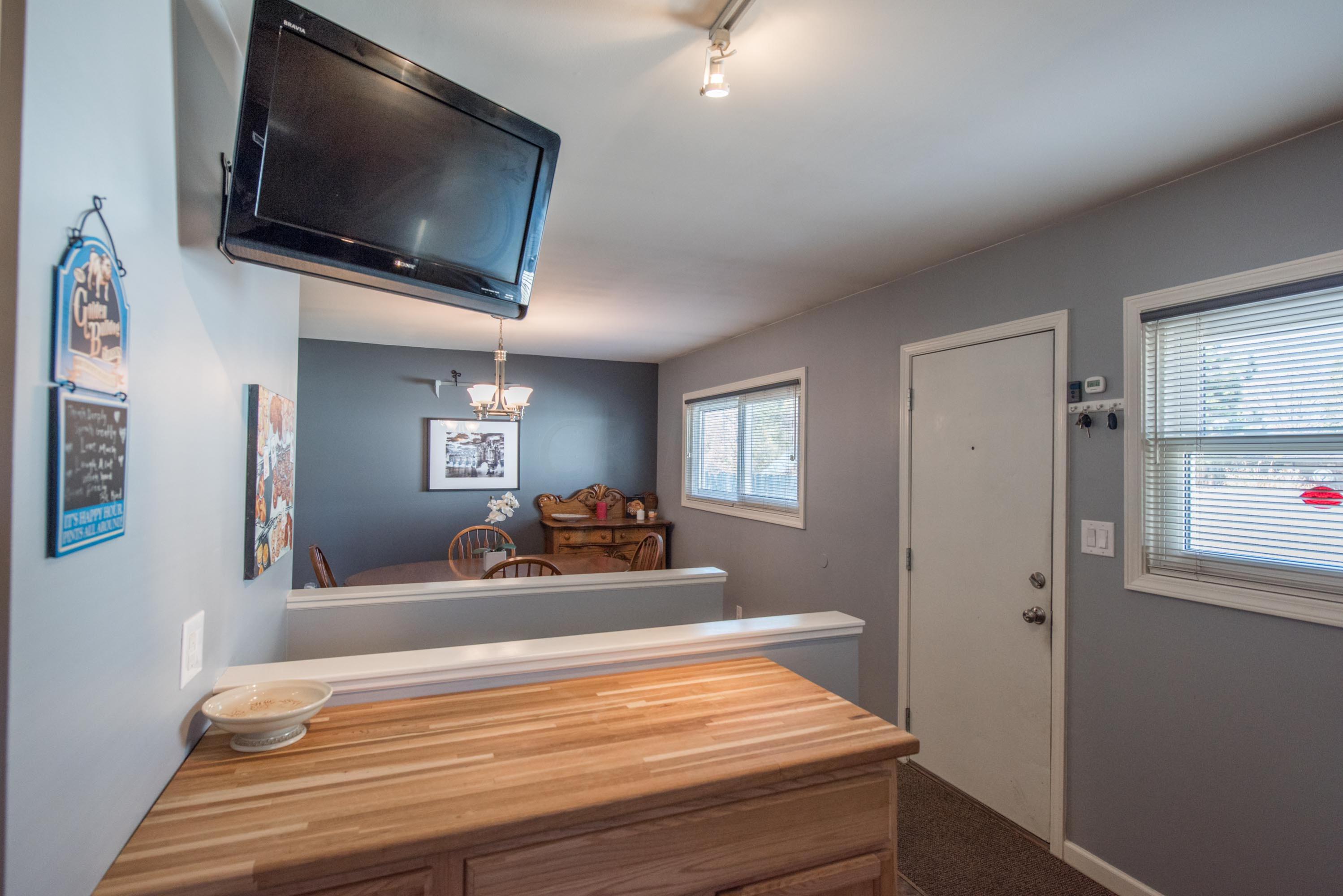 2778 Nottingham Road Columbus, OH 43221 - Photo 9 of 25